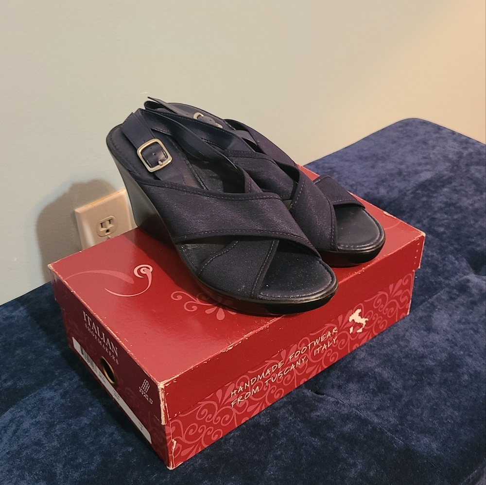 Italian Shoemakers, 9, Navy Blue